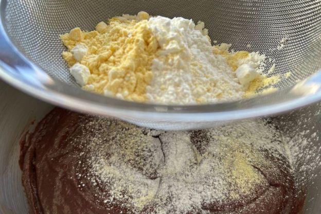 brownie bezglutenowe - masa na ciasto