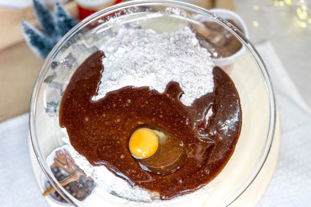 pierniczki na choinkę - mokre i suche składniki