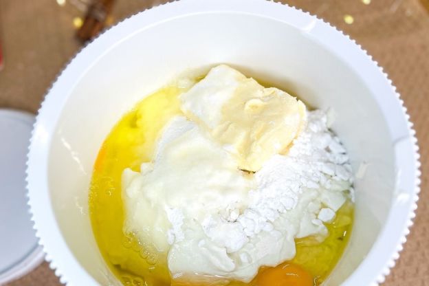 sernik-piernikowy-składniki-na-masę-serową