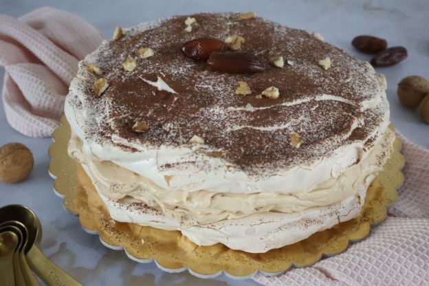 tort dacquoise - dekoracja