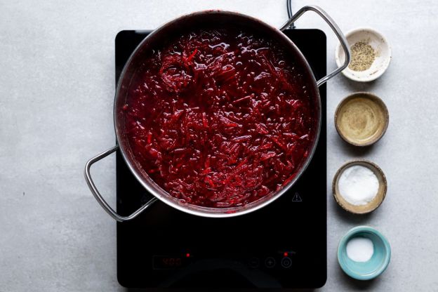 barszcz wigilijny - doprawianie