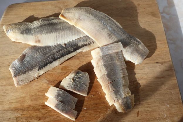 sałatka śledziowa z jajkiem - filety