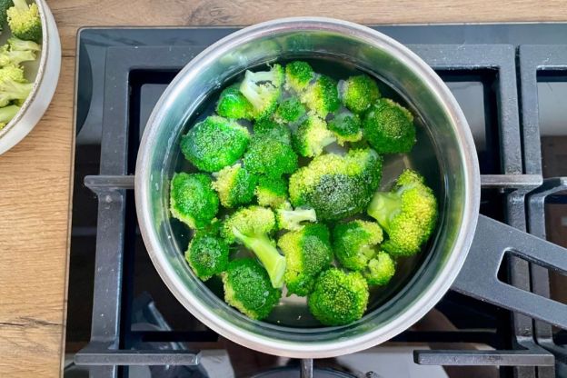 fit zapiekanka makaronowa - brokuły