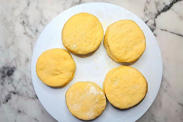 pączki z ziemniakami - formowanie pączków