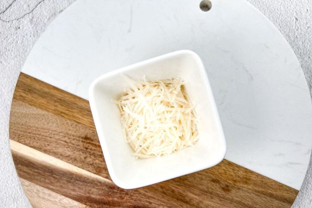 sałatka cezar - parmezan