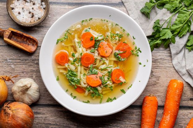 rosół z kury - podanie