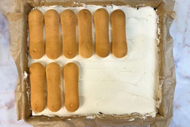 ciasto leniwiec - warstwa śmietanowa