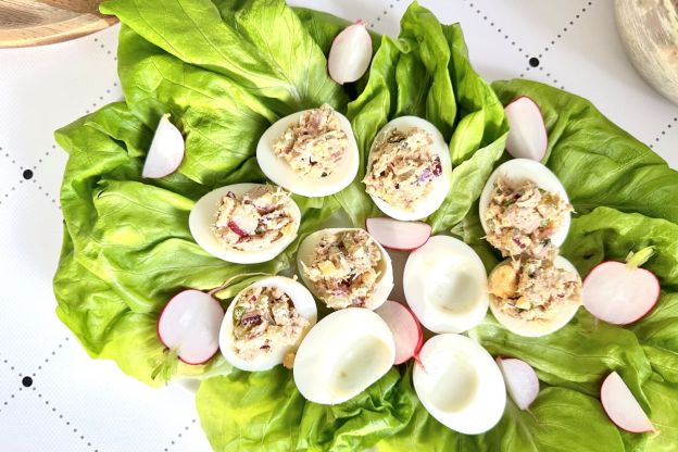 jajka faszerowanie tuńćzykiem - nadziewanie