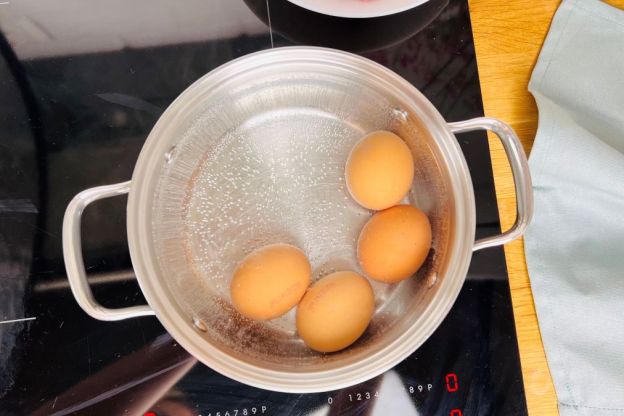 jaskółcze gniazda - gotowanie jajek