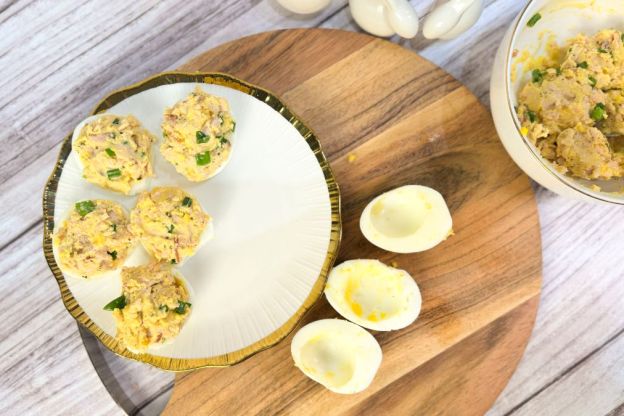 jka faszerowane szynką - nadziewanie jajek