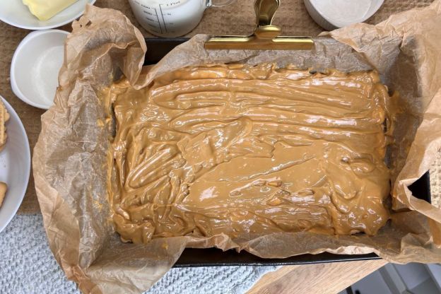 ciasto 3 bit - warstwa krówkowa