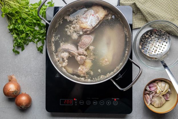 rosół wołowy - gotowanie mięsa