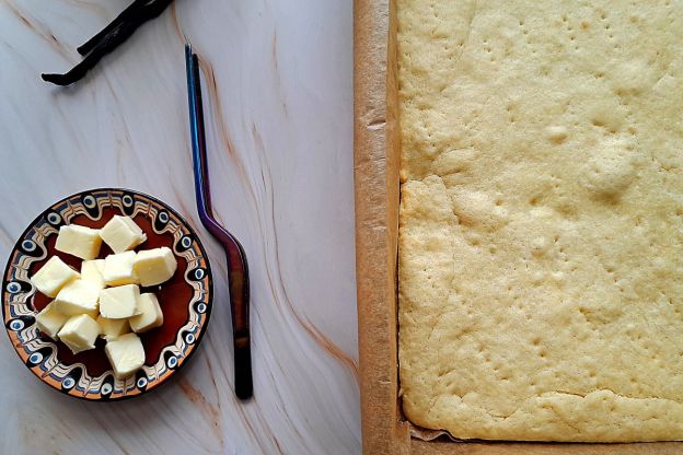 sernik z rosą - pieczenie spodu