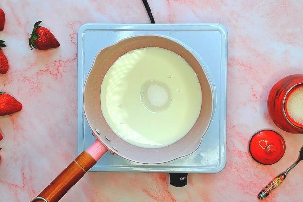 ciasto cuszima - gotowanie budyniu