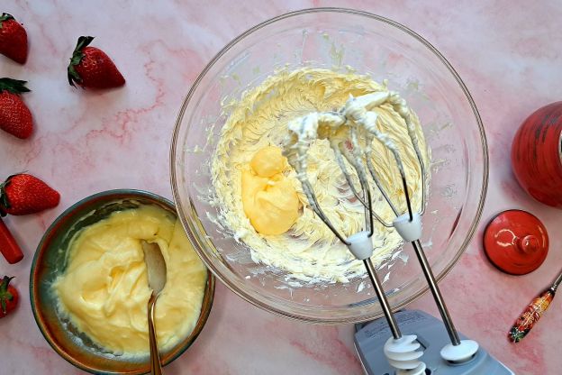 ciasto cuszima - krem budyniowy