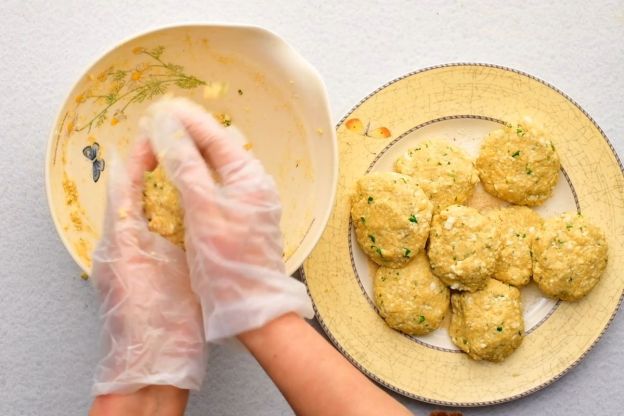 kotlety jajeczne - formowanie