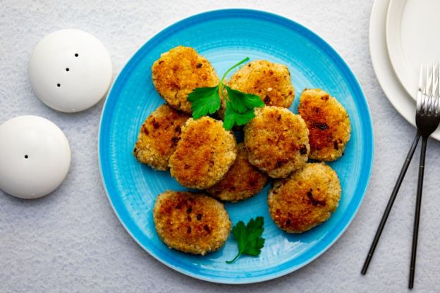 kotlety z kaszy jęczmiennej - podanie