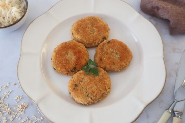 kotlety z płatków owsianych - podanie