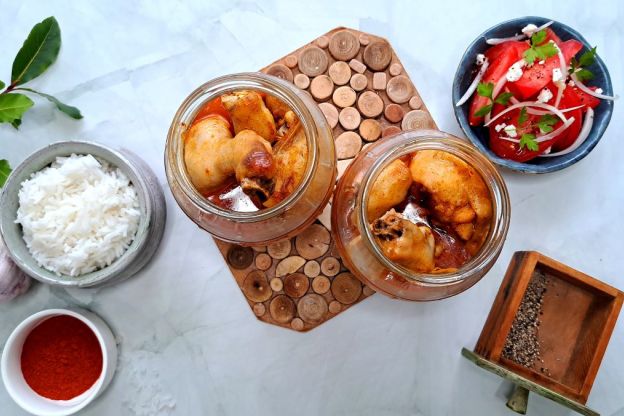 kurczak pieczony w słoiku - podanie