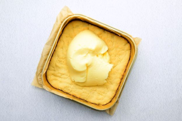 ciasto z rabarbarem i budyniem - kruche ciasto i budyń