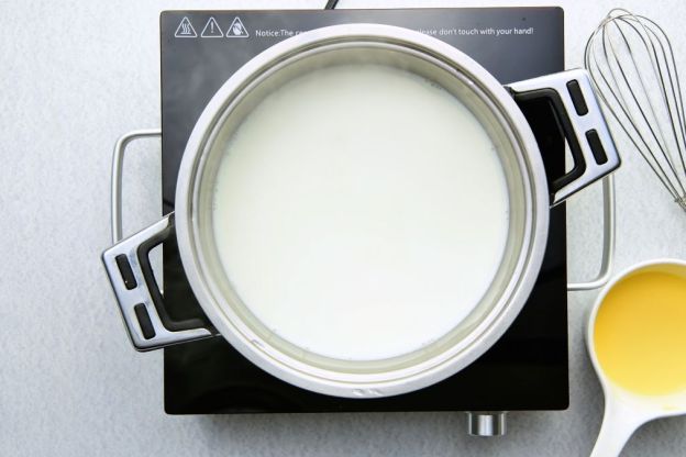 ciasto z rabarbarem i budyniem - składniki na budyń