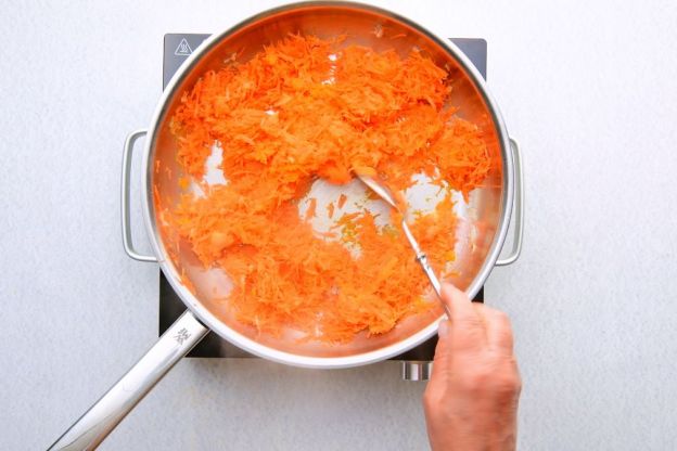 pasztet z soczewicy - podsmażanie