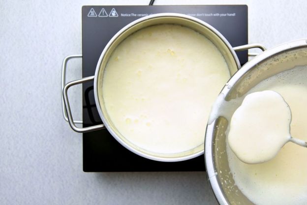 lody śmietankowe - podgrzewnie śmietanki z masą z żółtek