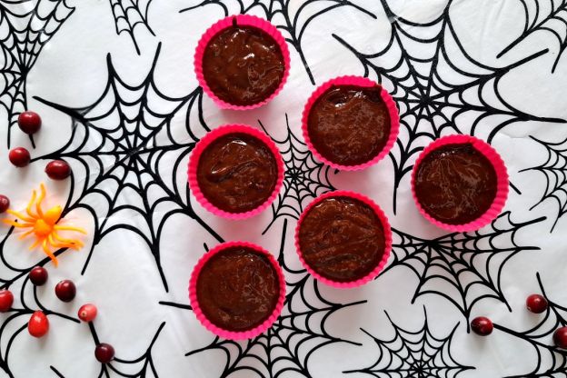 muffinki na halloween - pieczenie babeczek