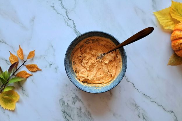 przekąski na Halloween - nadzienie do jajek