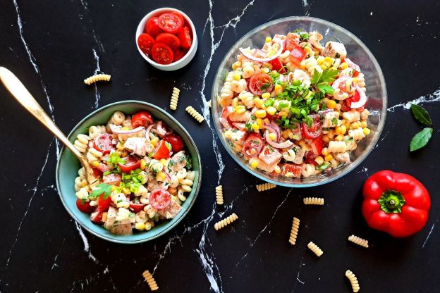 sałatka na andrzejki - podanie