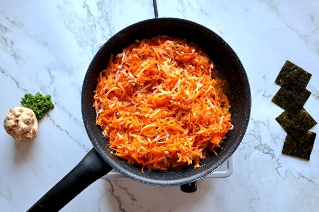 seleryba po grecku - duszenie warzyw