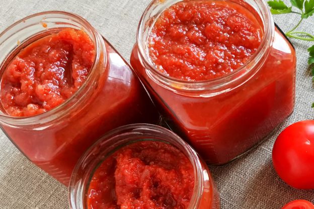 ketchup z pieczonych pomidorów