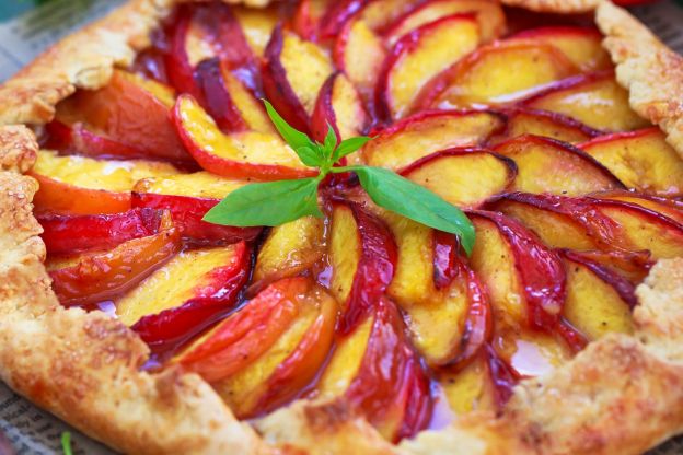 galette z nektarynkami