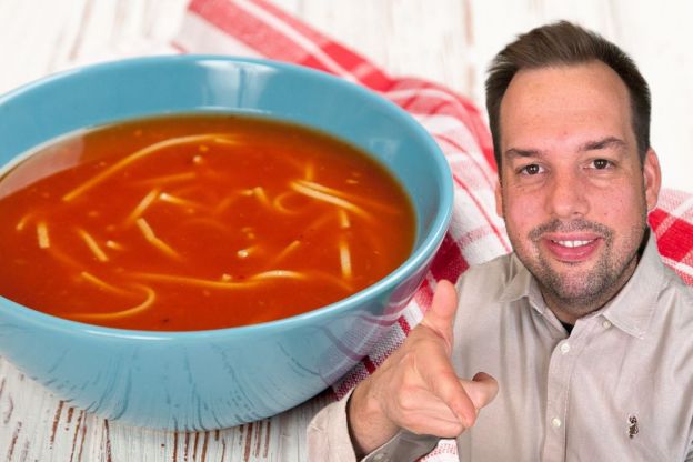zupa pomidorowa z pieczoną papryką Jakuba Kuronia