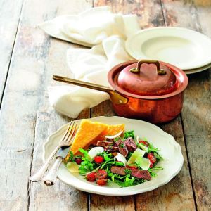 Stek wołowy z pesto i polentą