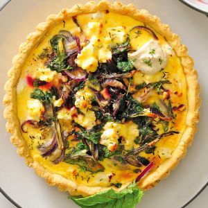 Tarta z botwinki i koziego sera