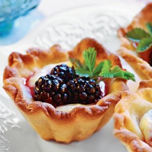 Tartaletki z jeżynami