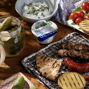 Tzatziki z ogórków małosolnych