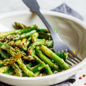 zielone-szparagi-smazone-na-masle