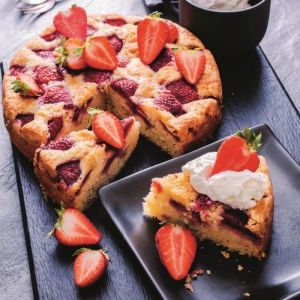 placek-z-truskawkami