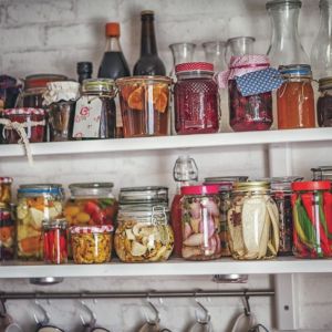 domowa-spizarnia-fot-istock.jpeg?v=2