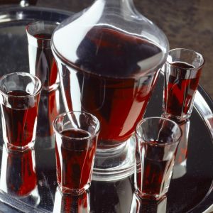 nalewka-z-czarnej-porzeczki