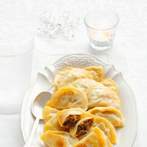 pierogi-z-kapusta-i-miesem