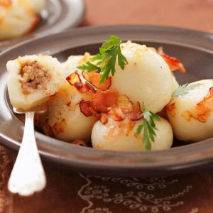 knedle-ziemniaczane-z-miesem