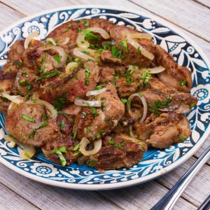 watrobka-z-cebulka-i-jablkiem