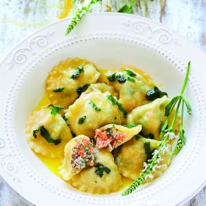 pierogi-z-lososiem