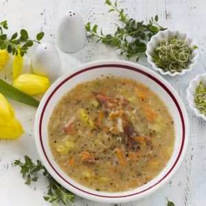 zurek-na-zeberkach-z-kiszona-kapusta