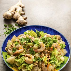 kapusta-pekinska-z-krewetkami-i-pomelo