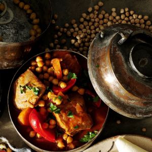 indyk-z-warzywami-i-ciecierzyca