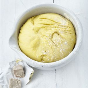 Mąka ciasto drożdżowe